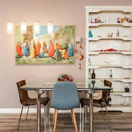 Cozy Family Apartment