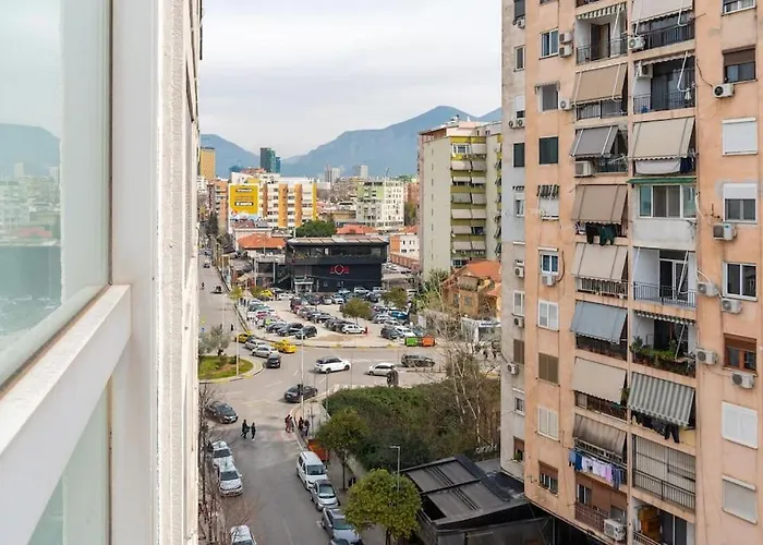 Cozy Family * Tirana